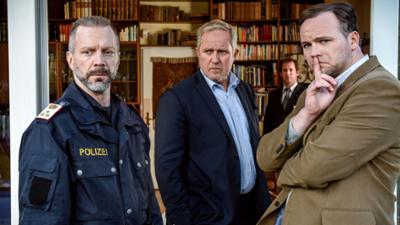 Tatort: Wehrlos: Mord in der Polizeischule
