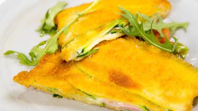 Zucchini-Cordon bleu mit Tomaten-Rucola-Salat: Kochroulette