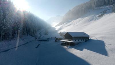 Adventzauber im Zillertal: Land der Berge