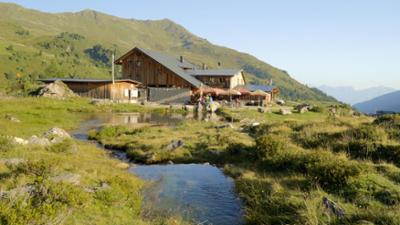 Berghütten in Tirol: Land der Berge