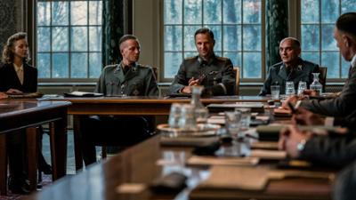 Die Wannseekonferenz: Erschütterndes Drama mit Philipp Hochmair