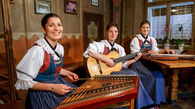 Eine südtiroler Wallfahrt. Über das Gampenjoch zum Nonsberg: Klingendes Österreich