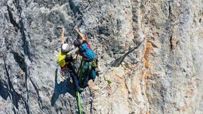 Vom Gletscher zum Weinberg: Land der Berge