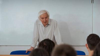 Der Lehrer: Re: Der Lehrer, der Genies macht