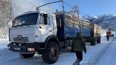 Dokumentationen: Die Eistrucker von Jakutien