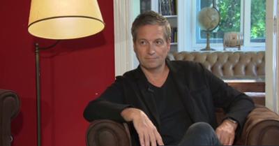 phoenix persönlich: Kabarettist Dieter Nuhr zu Gast bei Alfred Schier