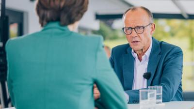 phoenix plus: ZDF-Sommerinterview mit Friedrich Merz