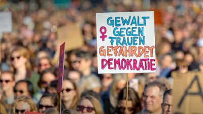 phoenix runde: Der Fall Fernandes/Ulmen – Was muss die Politik jetzt tun?