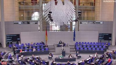 phoenix vor ort: Deutscher Bundestag: Einführende Generaldebatte Nachhaltigkeit