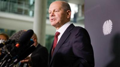 phoenix vor ort: Scholz vor Finanzausschuss