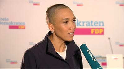 phoenix vor ort: Nicole Büttner (FDP): "Wir haben eine klare Vision"