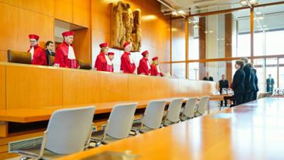 phoenix vor ort: BVerfG streicht NPD/Die Heimat staatliche Mittel