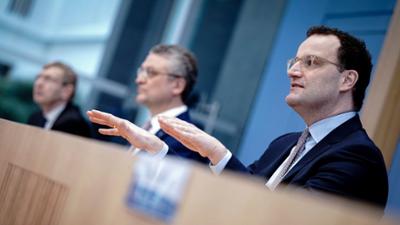 phoenix vor ort: Jens Spahn: "Der Start der Impfkampagne war schwierig"