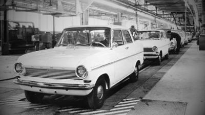 Unser Land in den 60ern: Eine Klasse für sich · Unser Land in den 60ern