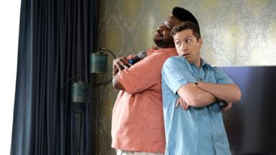 Brooklyn Nine-Nine: Staffel 7 Folge 8 Der Rückwärts-Coup