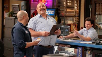 Georgie & Mandy: Staffel 1 Folge 13 McAllister liebt alle Frauen