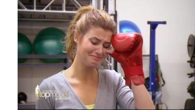 Germany's Next Topmodel: Actiontraining, Diebestour und Tanzschritte