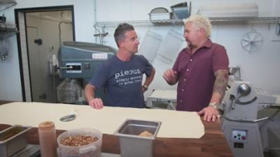 American Food Trip - mit Guy Fieri: Staffel 29 Folge 16 Alles andere als normal