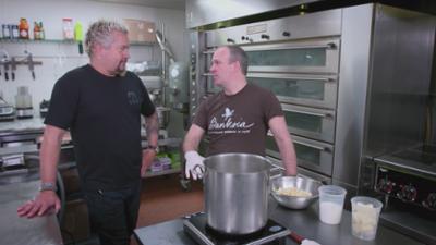 American Food Trip - mit Guy Fieri: Fisch aus dem pazifischen Ozean