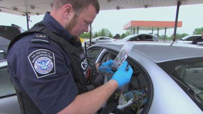 Border Patrol USA - Einsatz an der Grenze: Staffel 2 Folge 14 Kaninchen und Cannabis