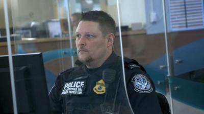 Border Patrol USA - Einsatz an der Grenze: Staffel 3 Folge 4 Motten aus Vietnam