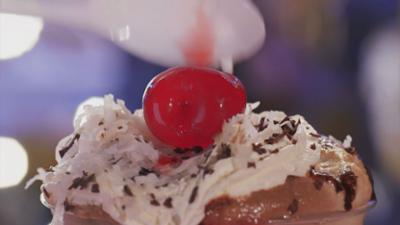 Crazy Food USA - Wir frittieren (fast) alles!: Staffel 7 Folge 3 Schwarzwälder Kirsch-Limo
