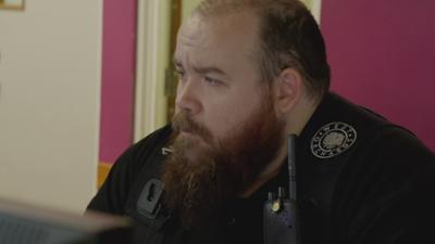 Gauner vs. Kaufhaus-Cops: Staffel 4 Folge 17 Robocop auf Ganovenjagd