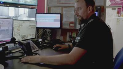 Gauner vs. Kaufhaus-Cops: Staffel 4 Folge 19 Discounter unter Druck