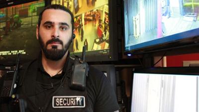 Gauner vs. Kaufhaus-Cops: Staffel 2 Folge 6 Betrug per SMS Gauner vs. Kaufhaus-Cops: Staffel 2 Folge 6 Betrug per SMS