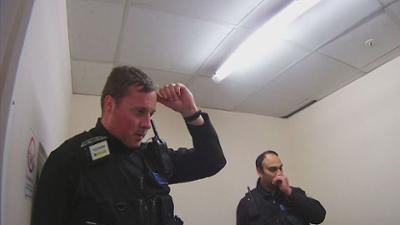 Gauner vs. Kaufhaus-Cops: Staffel 2 Folge 8 Diebesgut im Kinderwagen Gauner vs. Kaufhaus-Cops: Staffel 2 Folge 8 Diebesgut im Kinderwagen