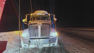 Highway Heroes Canada: Staffel 12 Folge 12 Ein neues Kapitel Highway Heroes Canada: Staffel 12 Folge 12 Ein neues Kapitel