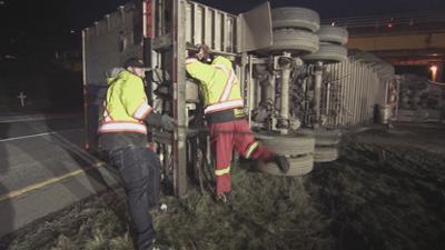 Highway Heroes Canada: Staffel 13 Folge 9 Schiffbruch Highway Heroes Canada: Staffel 13 Folge 9 Schiffbruch