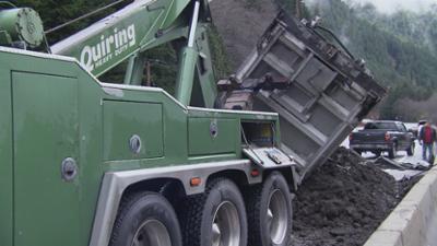 Highway Heroes Canada: Staffel 13 Folge 11 Wrack am Haken Highway Heroes Canada: Staffel 13 Folge 11 Wrack am Haken