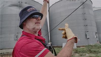 Highway Heroes Down Under: Staffel 1 Folge 2 Ein Huhn kommt selten allein