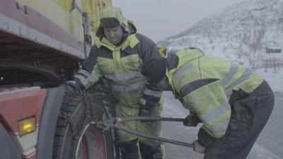 Highway Heroes Norway: Staffel 5 Folge 6 Festgefahrene Situation Highway Heroes Norway: Staffel 5 Folge 6 Festgefahrene Situation