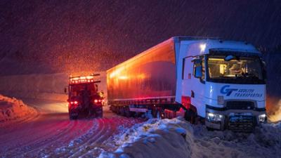 Highway Heroes Norway: An der Spitze ist es einsam und kalt Highway Heroes Norway: An der Spitze ist es einsam und kalt