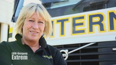 LKW-Bergung extrem: Pannenhelfer oder Pferdeflüsterer