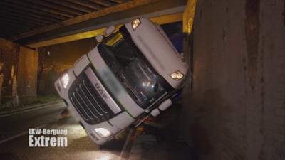 LKW-Bergung extrem: Staffel 3 Folge 10 Fatale Brücke