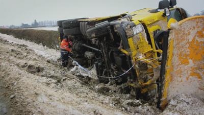 LKW-Bergung extrem: Staffel 1 Folge 1 Eiskalte Bergung