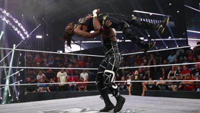 NXT: Je’Von Evans und Saquon Shugars liefern atemberaubendes Match