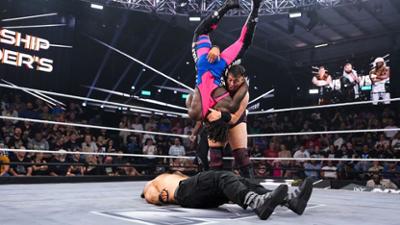 NXT: Tony D'Angelo, Saquon Shugars und Mason Rook im spannenden Triple Threat Match