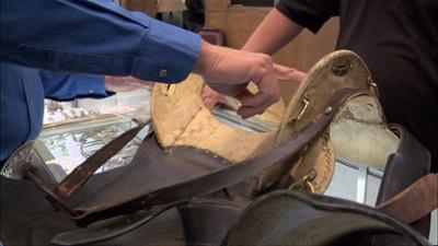 Pawn Stars - Die Drei vom Pfandhaus: Staffel 24 Folge 31 Wild-West-Schnäppchen