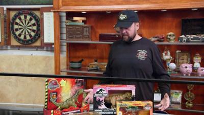 Pawn Stars - Die Drei vom Pfandhaus: Staffel 24 Folge 34 Dinos und Kanonen