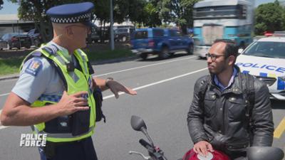 Police Force - Einsatz in Neuseeland: Staffel 19 Folge 2 Fatale Panne Police Force - Einsatz in Neuseeland: Staffel 19 Folge 2 Fatale Panne