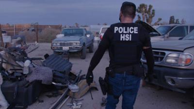 Schmugglern auf der Spur: Staffel 3 Folge 11 Korrupte Mitarbeiter Schmugglern auf der Spur: Staffel 3 Folge 11 Korrupte Mitarbeiter