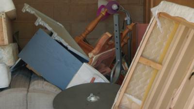 Storage Wars: Staffel 13 Folge 6 Du sollst bieten Storage Wars: Staffel 13 Folge 6 Du sollst bieten