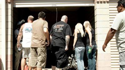 Storage Wars: Staffel 1 Folge 1 Zocker in Auktion