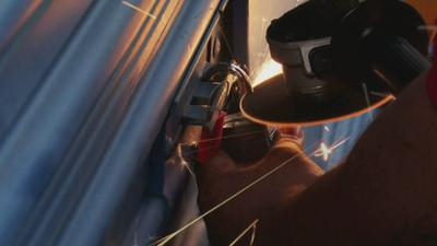 Storage Wars: Staffel 4 Folge 9 Schwer umkämpft Storage Wars: Staffel 4 Folge 9 Schwer umkämpft