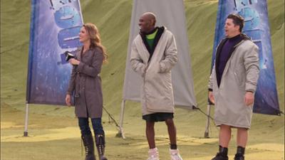 WipeOut - mach dich nass!: Staffel 4 Folge 18 Hüpf, du Sack! WipeOut - mach dich nass!: Staffel 4 Folge 18 Hüpf, du Sack!