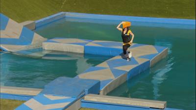 WipeOut - mach dich nass!: Staffel 3 Folge 9 Küssen verboten WipeOut - mach dich nass!: Staffel 3 Folge 9 Küssen verboten